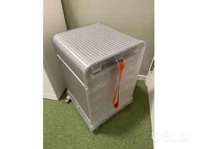 Jalusiskåp på hjul vitra
