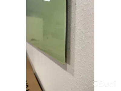 Whiteboard i grönt glas
