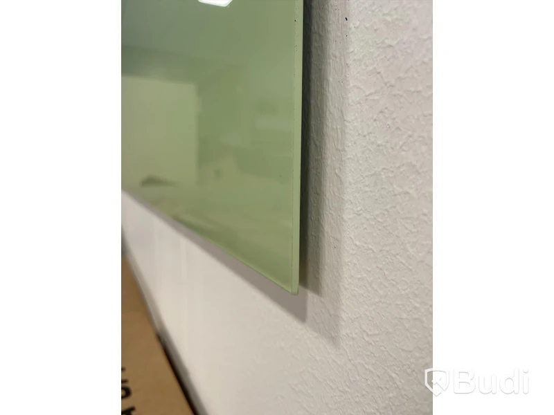 Whiteboard i grönt glas