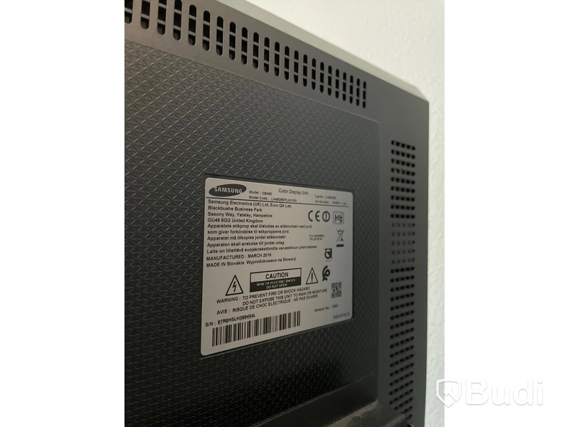 TV SAMSUNG DB48E 50” på ställ