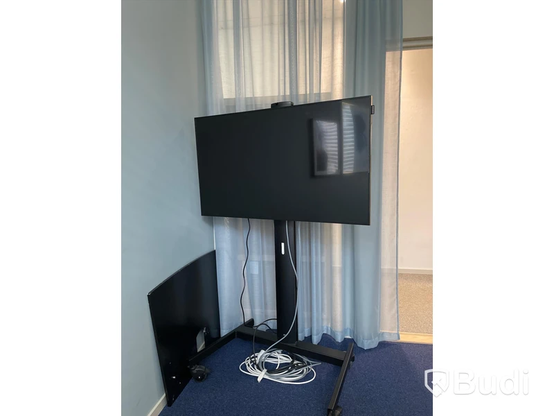 TV SAMSUNG DB48E 50” på ställ