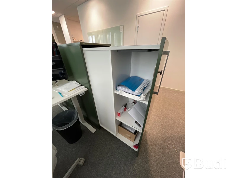 Förvaringsmöbel med utdragslåda och lås edsbyn