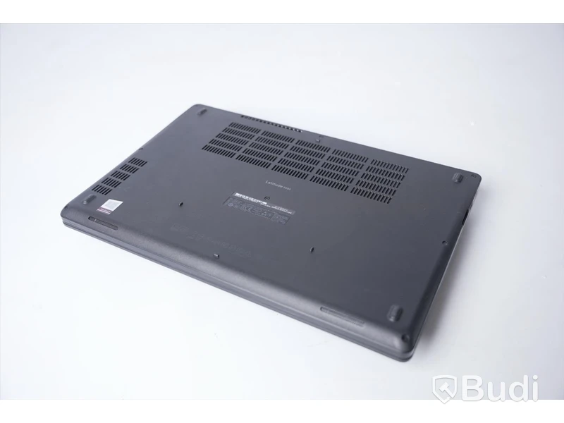 Dator DELL Latitude 5590, i7-86500, 16 GB RAM, 500 GB SSD (Inget OS) ink Laddare