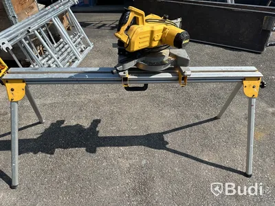 Kap- & gersåg DeWalt med stativ.