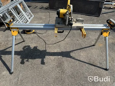 Kap- & gersåg DeWalt med stativ.