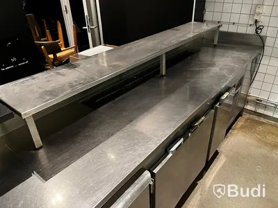Rostfria kylbänkar, blandare, kylränna, hylla, toppskiva