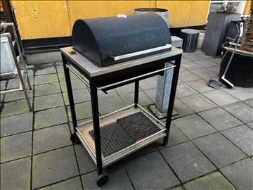 Grillvagn Obs! Saknar innehåll