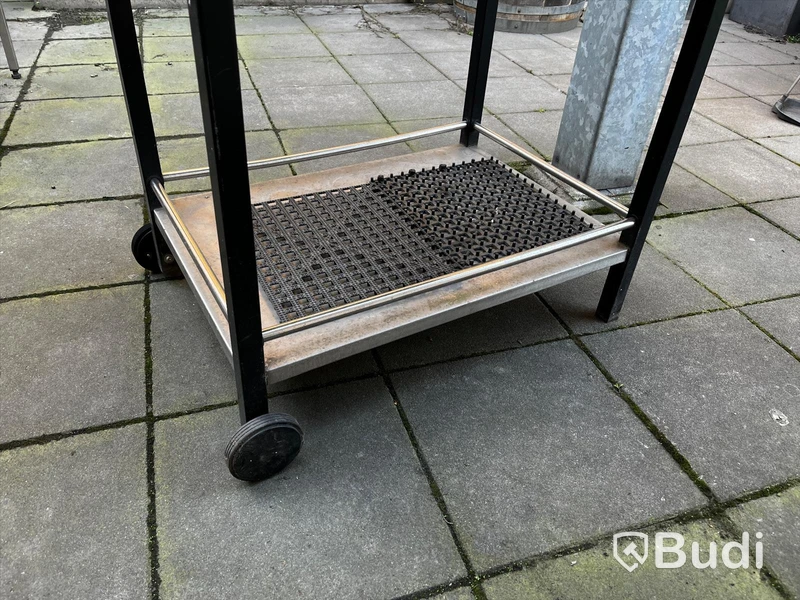 Grillvagn Obs! Saknar innehåll