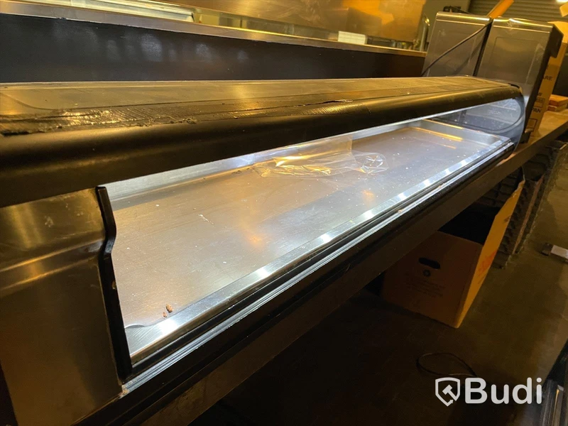 2 st Sushikylar - HOSHIZAKI HNC-180BE Obs! Osäker funktion samt saknar glas-skjutdörrar