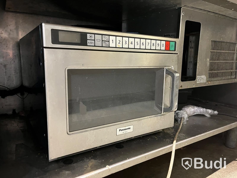 Microvågsugn - Panasonic NE 1653