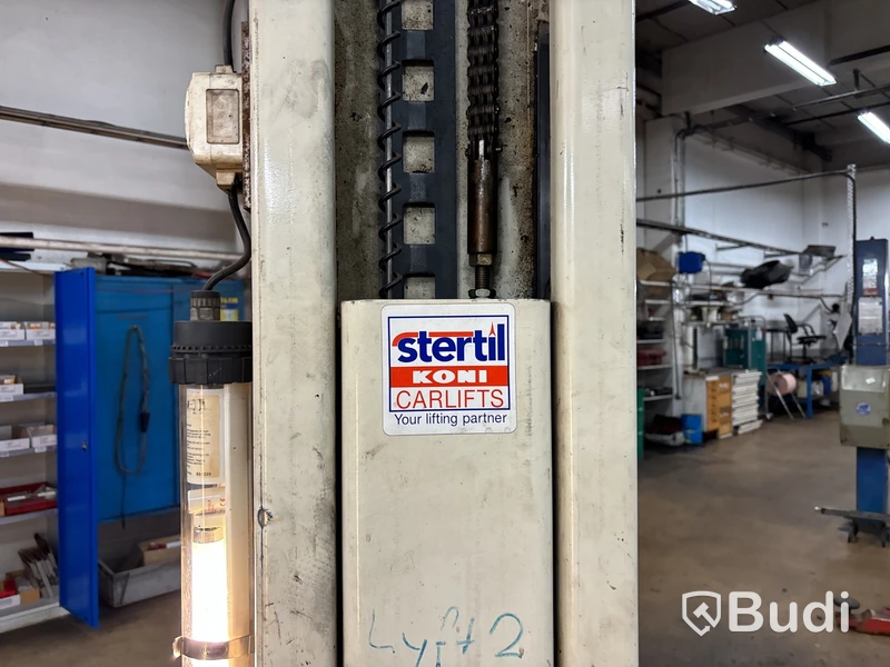 Tvåpelarlyft Stertil Koni 2500 kg