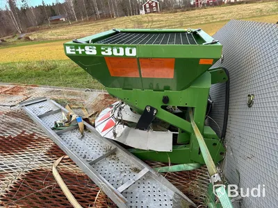 Sandspridare E+S 300. AMAZONEN-VERKE