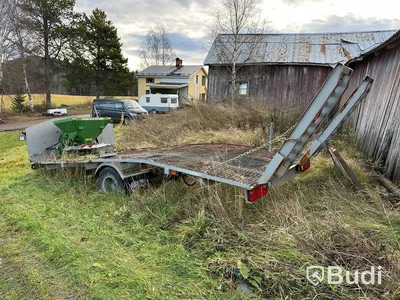 TRAKTORVAGN med ramper Längd 5950 mm  Bredd 2500 mm