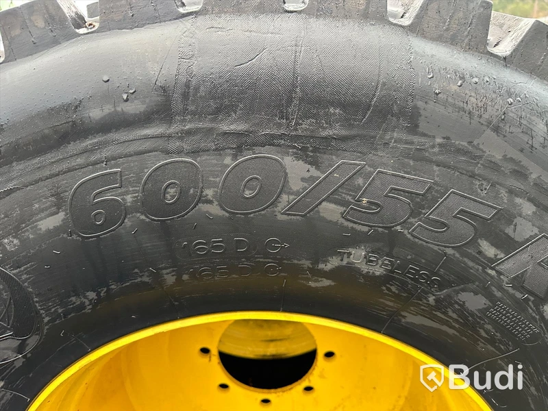 Volvo L60 sommardäck 4 st med L40 fälg nya Regumerade på Stomme MICHELIN X BIB 600/55R