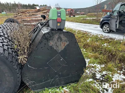 Dieseltank med pump24 volt