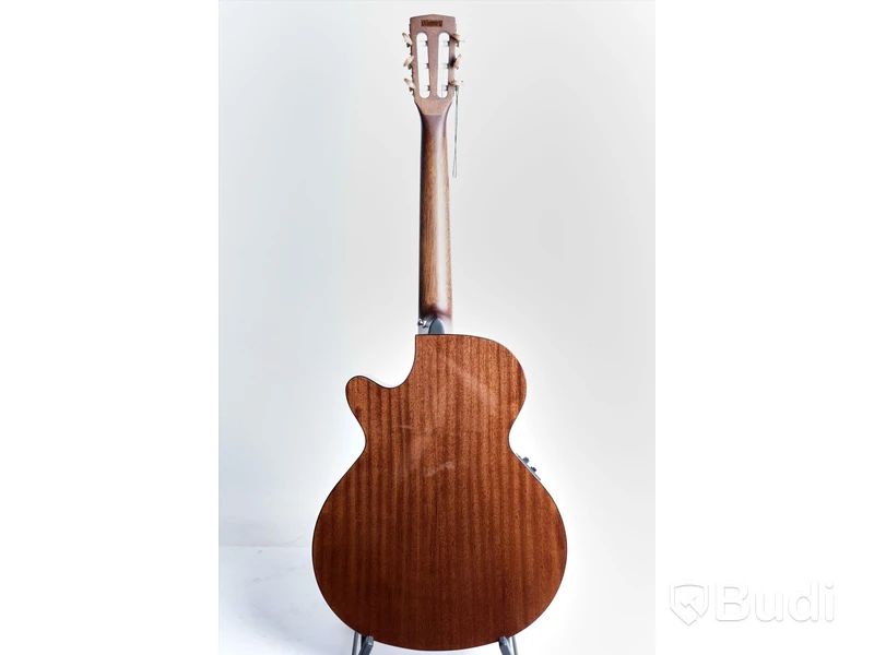 Nylonsträngad Gitarr - Cort CEC5 Natural. Nypris ca 5000kr