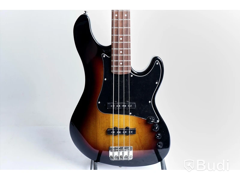 Bas - Cort GB24JJ 3TS. Nypris ca 3500kr