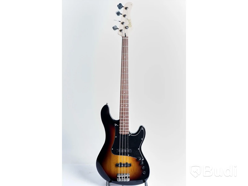 Bas - Cort GB24JJ 3TS. Nypris ca 3500kr