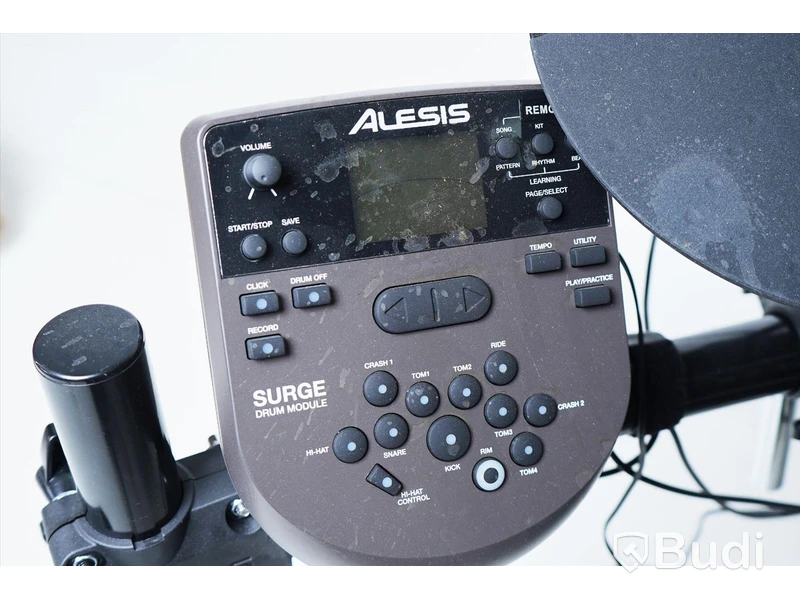 Digitalt trumset - Alesis Surge Drum Module. Osäker funktion, startar ej!