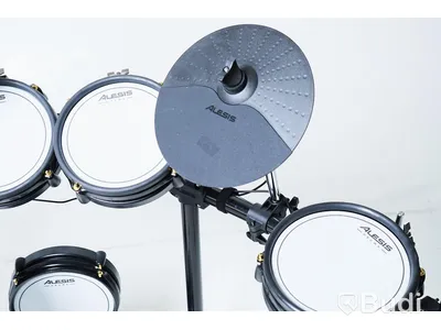 Digitalt trumset - Alesis Surge Drum Module. Osäker funktion, startar ej!