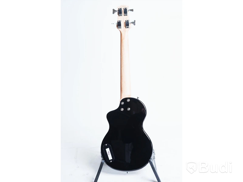 Elbas - Blackstar Carry On Travel Bass Guitar. Nypris ca 2000kr. Använt skick, utan case