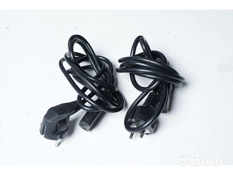 2st Monitorer - M-Audio BX8 D3