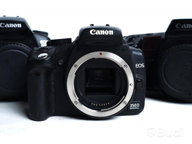3 st. Kameror & 1 st. kameraväska, Canon EOS 350 Digital, EOS D60 & EOS 10. Obs! Okänd funktion.