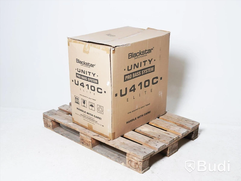 Basförstärkare - Blackstar Unity Pro Bass U410C Elite 4×10 Cabinet. OBS! Retur, osäker funktion, pall ingår ej.