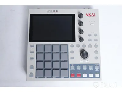 Midi Sequencer - Akai MPC One Retro. Defekt!