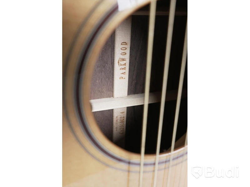 Akustisk gitarr - Parkwood GA48. Nypris ca 8500 kr. Ny.