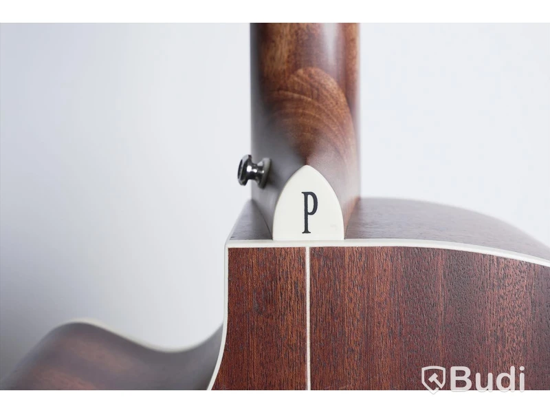 Akustisk gitarr - Parkwood S27 GT. Nypris ca 4500 kr. Ny.