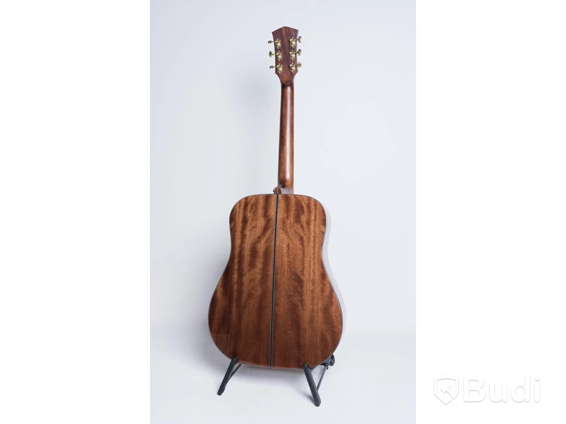 Akustisk gitarr - Cort Gold D6 Natural. Nypris ca 8000 kr. Ny.