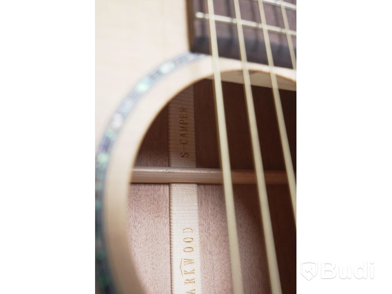 Akustisk gitarr - Parkwood S-Camper. Nypris ca 6000 kr. Ny.