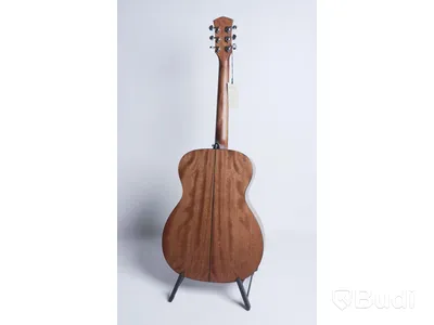 Akustisk gitarr - Parkwood S22M. Nypris ca 5500 kr. Ny.