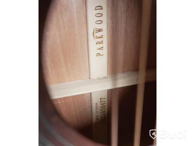 Akustisk gitarr - Parkwood S22M. Nypris ca 5500 kr. Ny.
