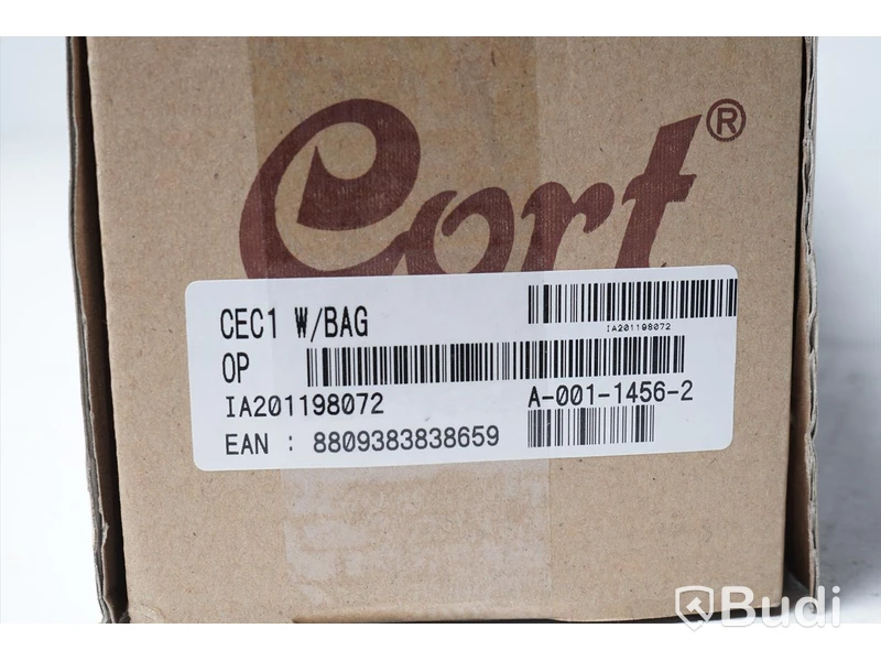 Nylonsträngad Gitarr - Cort CEC1 Open Pore, NY. Nypris ca 3500kr