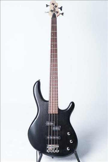 Bas - Cort Action PJ. Nypris ca 2700kr