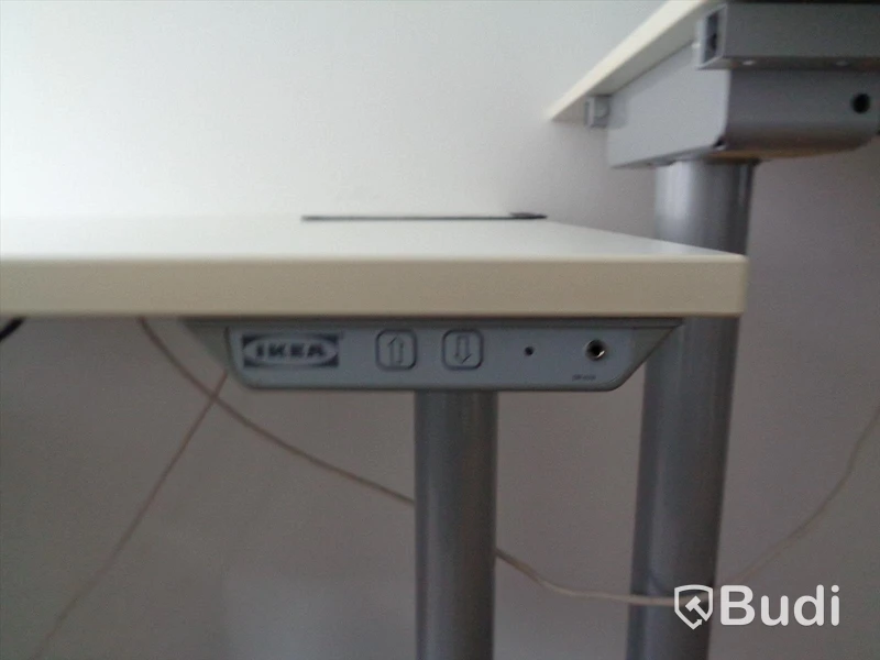 Kontorsmöbler, elektriskt höj sänkbart skrivbord