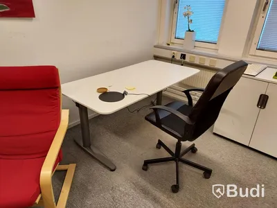 Kontor, skrivbord elhöjsänkbart, lounge möbler