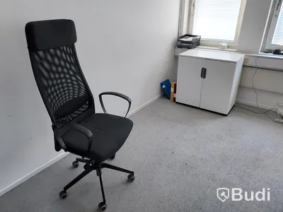 Hurtsar, förvaringsskåp vita, vita skrivbord