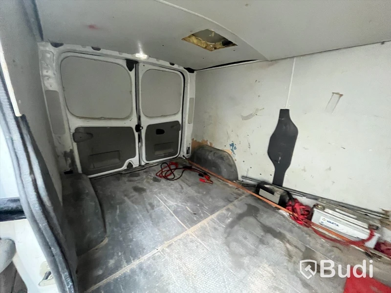 Lättlastbil | Renault Trafic Van | 2.9t 2.0 dCi | Manuell | 114hk | 2012