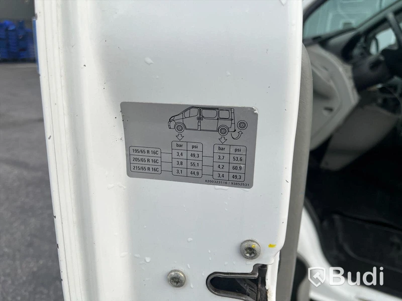 Lättlastbil | Renault Trafic Van | 2.9t 2.0 dCi | Manuell | 114hk | 2012