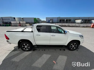 Toyota Hilux 2.4 4WD 150hk Premium Flaklock