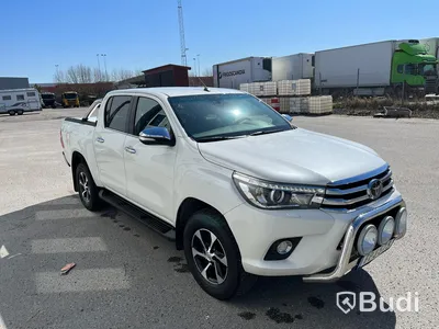 Toyota Hilux 2.4 4WD 150hk Premium Flaklock