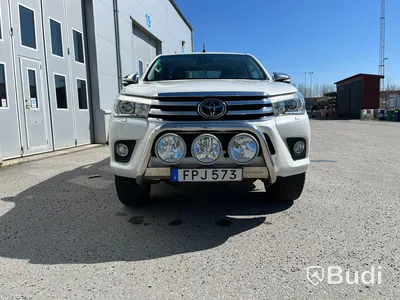 Toyota Hilux 2.4 4WD 150hk Premium Flaklock