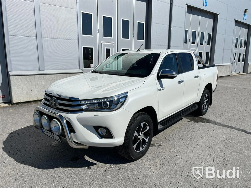 Toyota Hilux 2.4 4WD 150hk Premium Flaklock