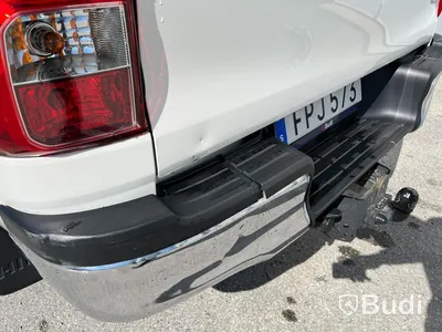 Toyota Hilux 2.4 4WD 150hk Premium Flaklock