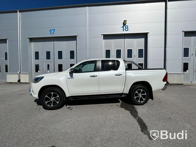 Toyota Hilux 2.4 4WD 150hk Premium Flaklock
