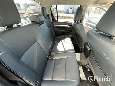 Toyota Hilux 2.4 4WD 150hk Premium Flaklock
