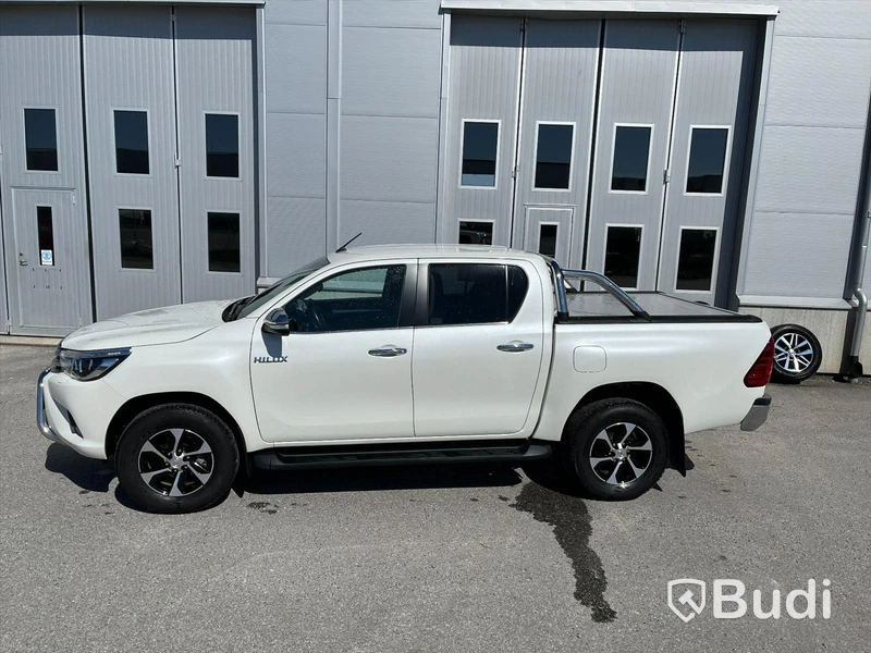 Toyota Hilux 2.4 4WD 150hk Premium Flaklock